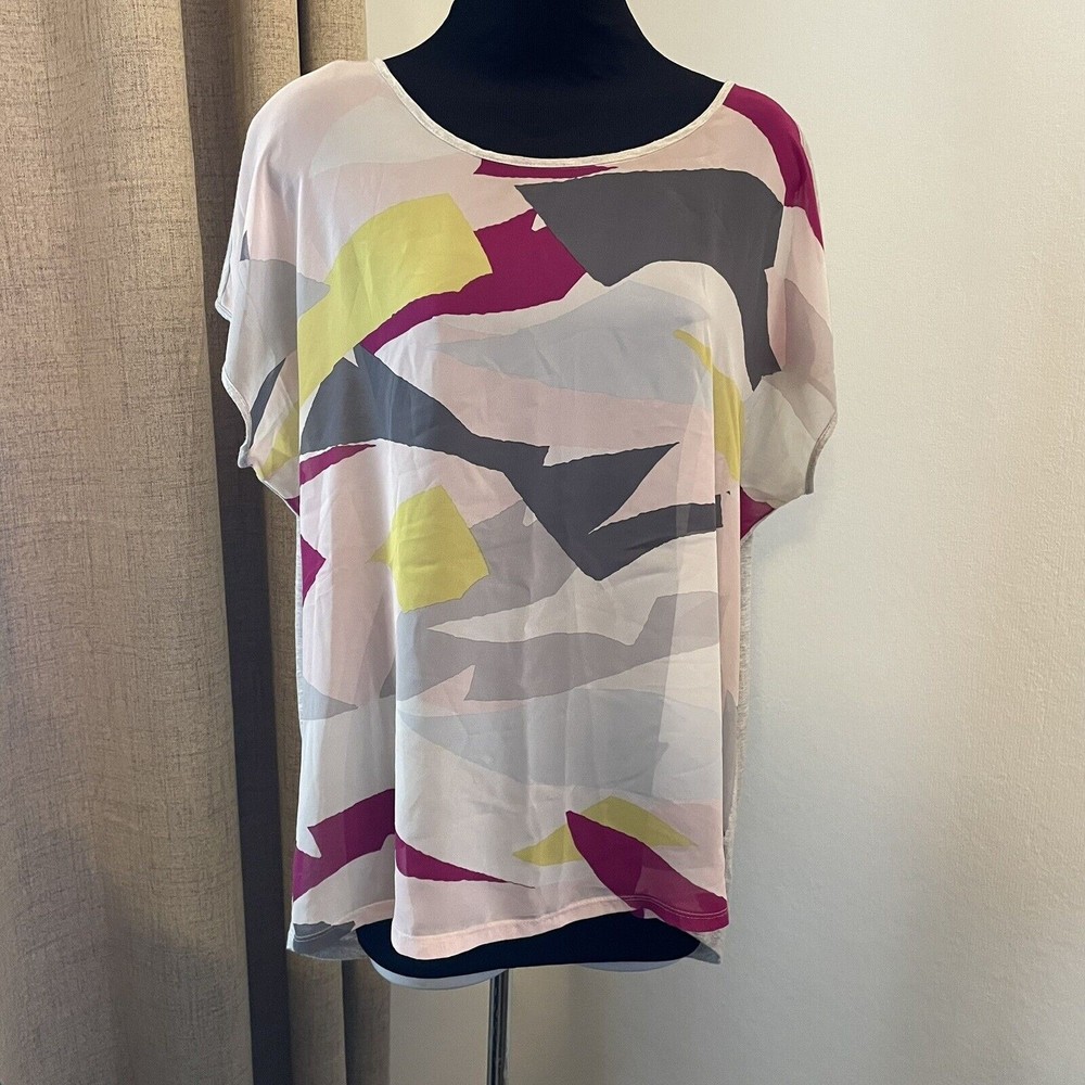TWO by Vince Camuto Colourful Geometric print oversized Short Sleeve Blouse M